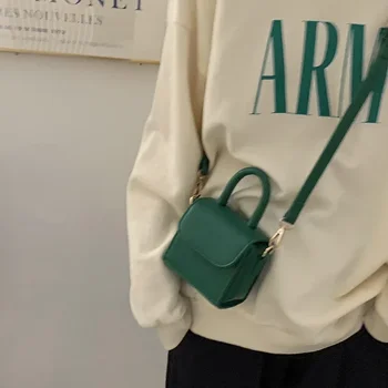 Однотонный Универсальный кошелек для губной помады, женские сумки через плечо, мини-женская сумка 2023, новая мода, маленькая квадратная сумка в стиле ретро